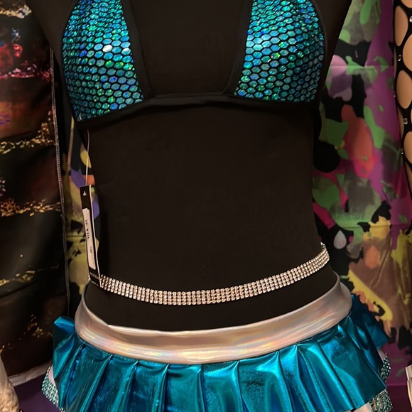 New Bikini Rave/ swim Top - Picture 8 of 12